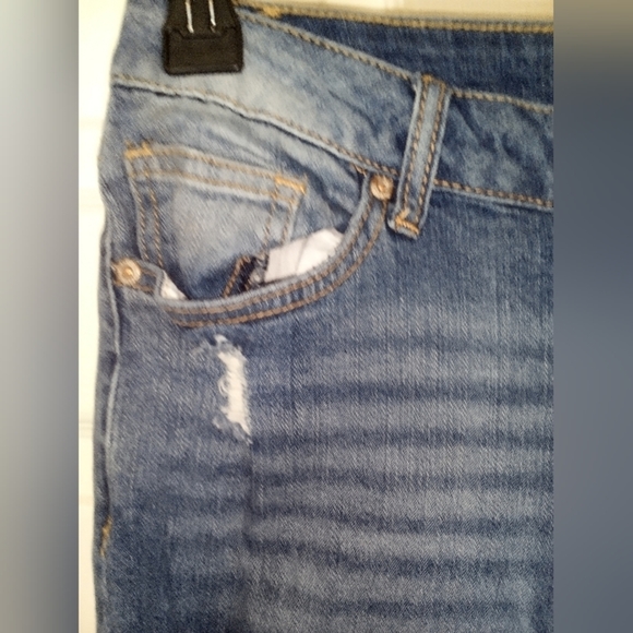 CATO Premium Denim Jeans, Sz 10, Distressed with patchwork, skinny jeans - Picture 6 of 8